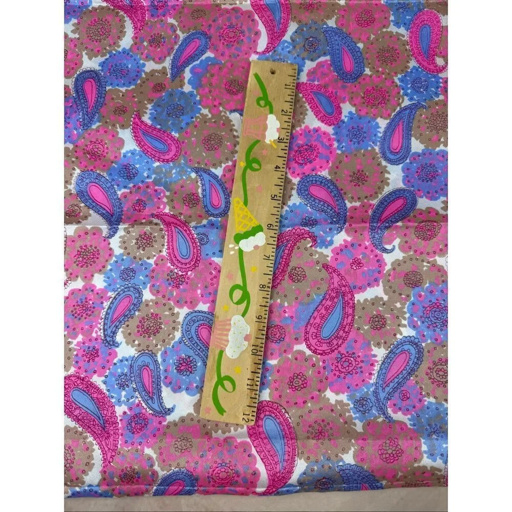 Vintage 1960s 1970s Paisley Fabric Lightweight 44x65” Mod MCM Disco Groovy